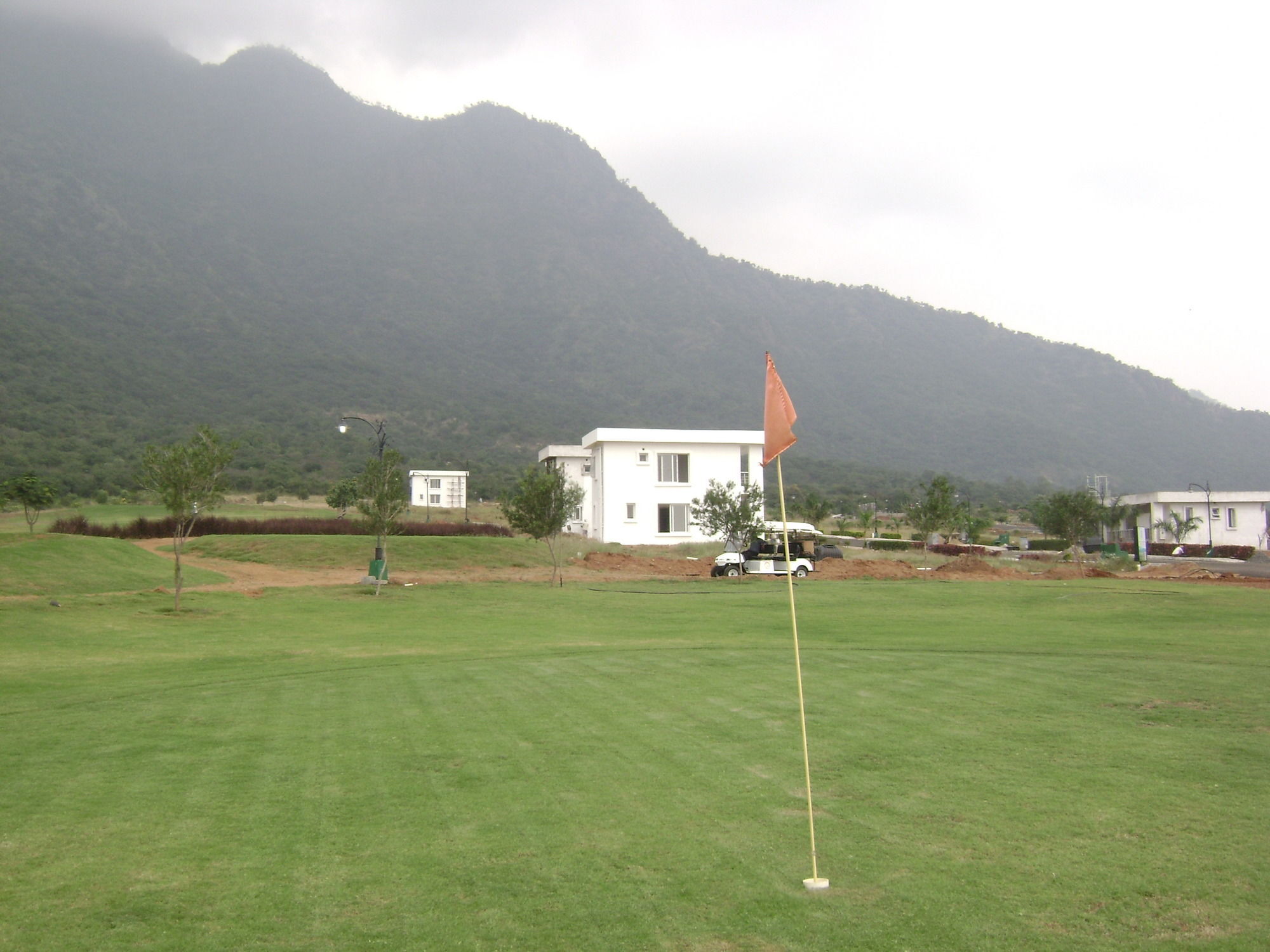 Oyo 24200 Bahri Beautiful Country Ayyampālaiyam Exterior foto
